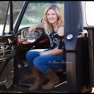 Meet your Posher, Mckenna